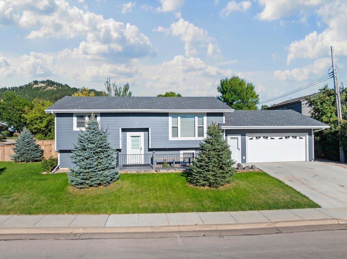 Property Photo: 540 N 12th Street SD 57783