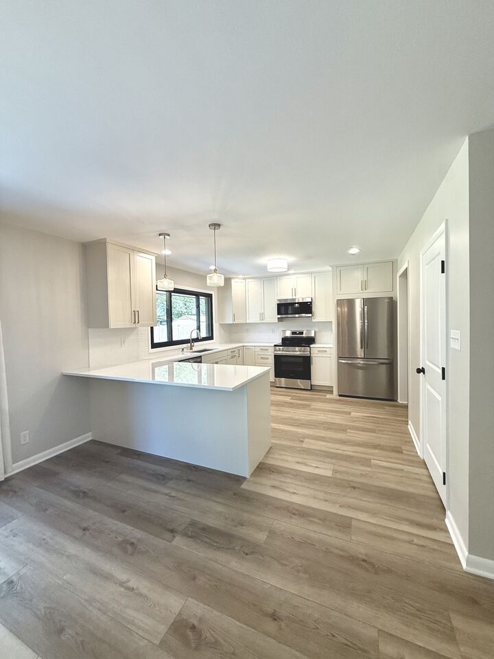 Property Photo: 540 N 1st Avenue IL 60416