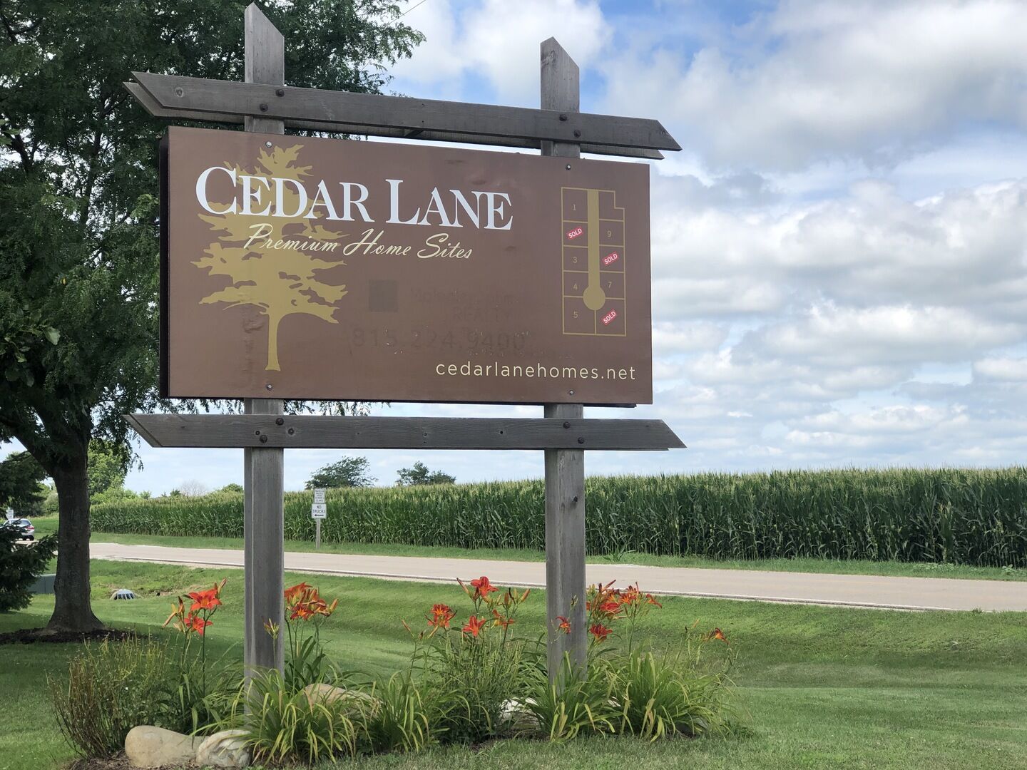 Property Photo: 1885 Cedar Lane IL 61354