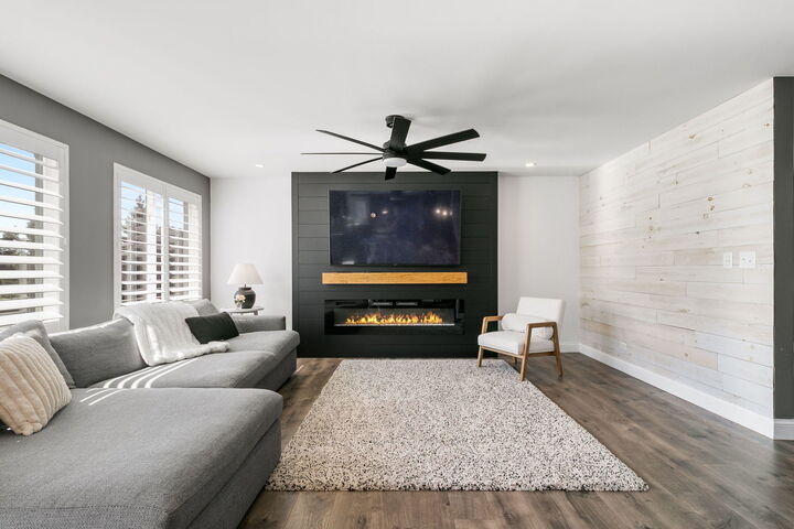 Property Photo: 247 Minuet Circle IL 60073