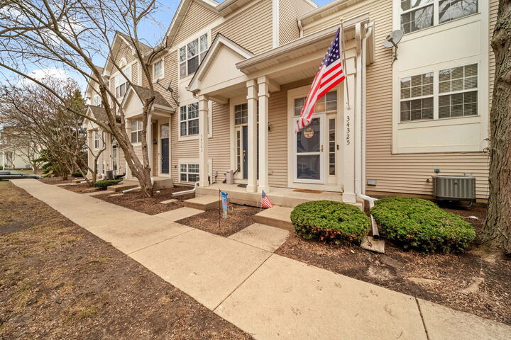 Property Photo: 34325 N Barberry Road IL 60073