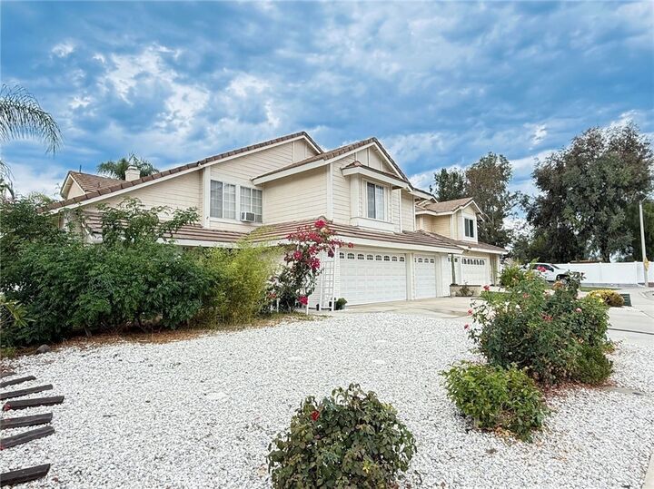 Property Photo: 24713 Shoshone Drive CA 92562