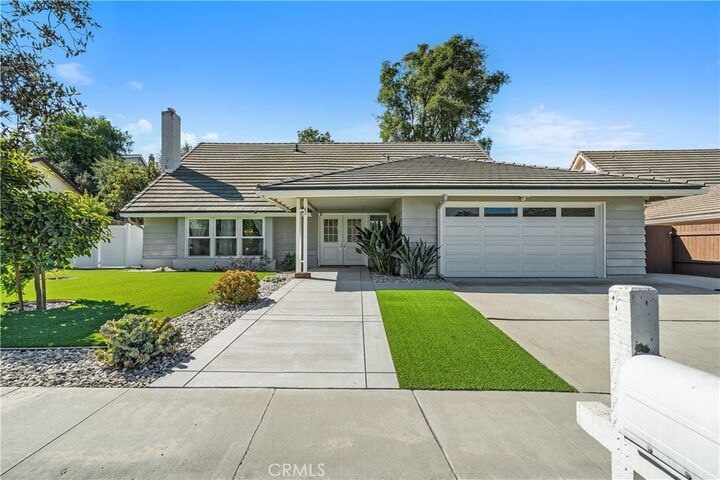 Property Photo: 42 Verde Vista Drive CA 91360