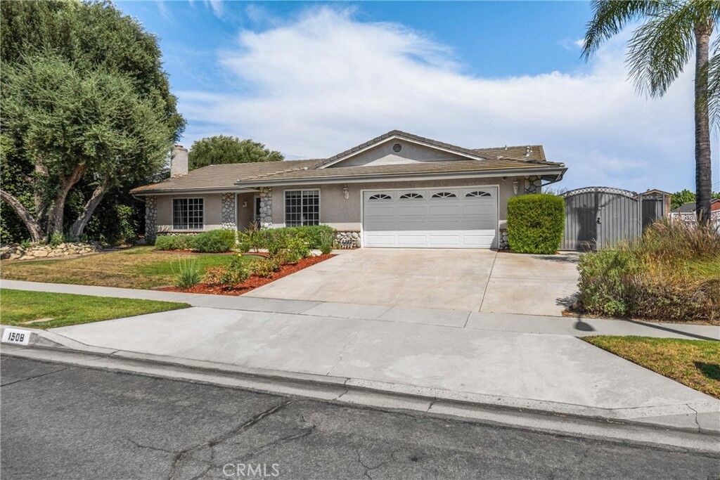 Property Photo:  1508 Shamrock Avenue  CA 91786 