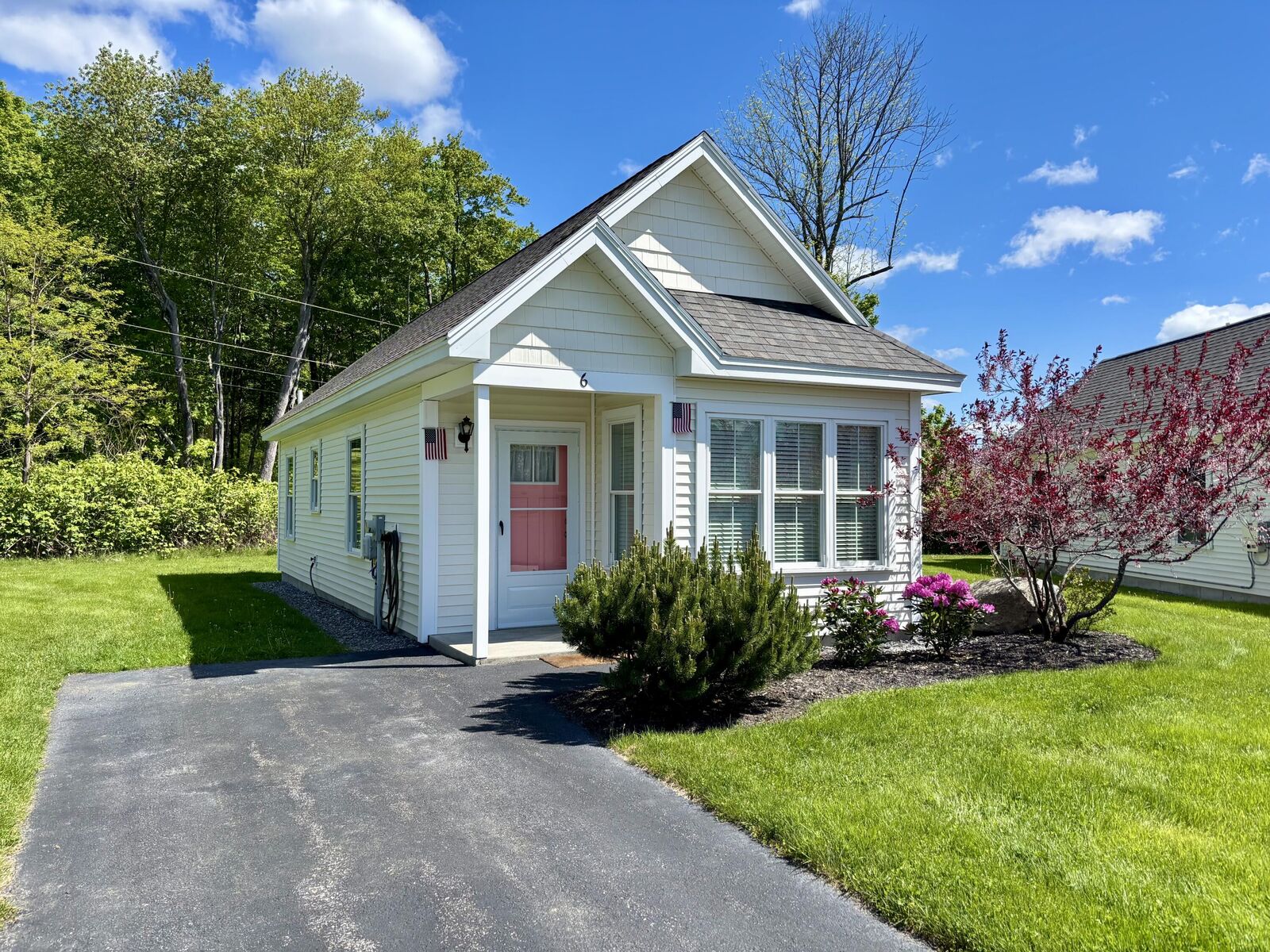 Property Photo: 6 A Street ME 04009