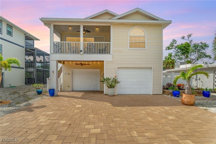 Property Photo: 401 Donora Boulevard FL 33931