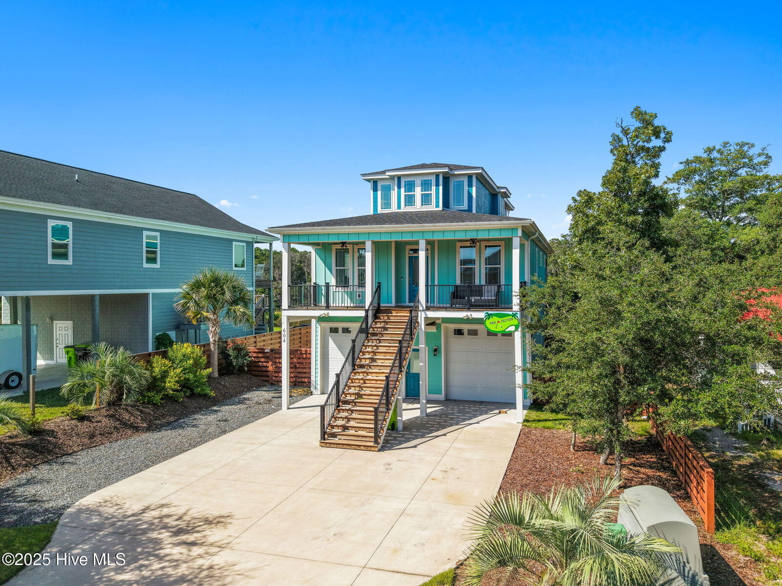 Property Photo:  604 E Yacht Drive  NC 28465 