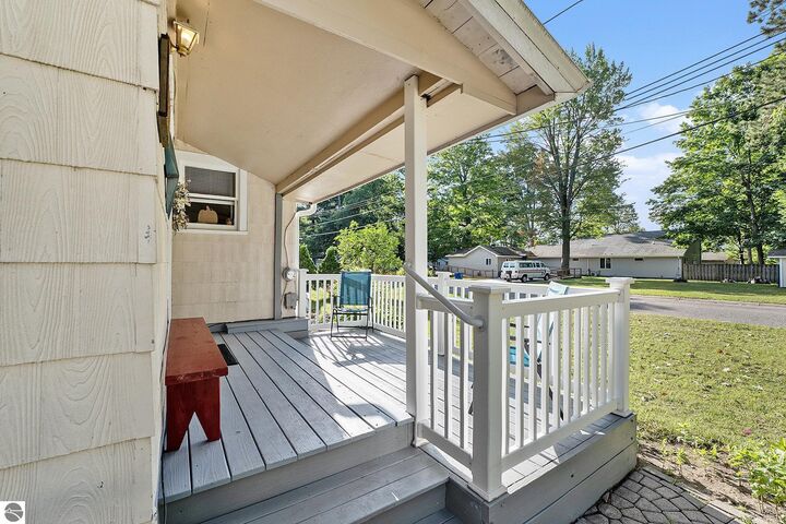 Property Photo:  2310 Mohawk Place  MI 49601 