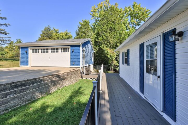 Property Photo: 445 Elk Lake Resort Road KY 40359