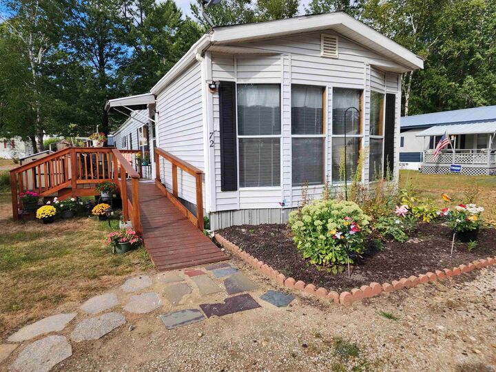 9 Sargent Place  Gilford NH 03249 photo