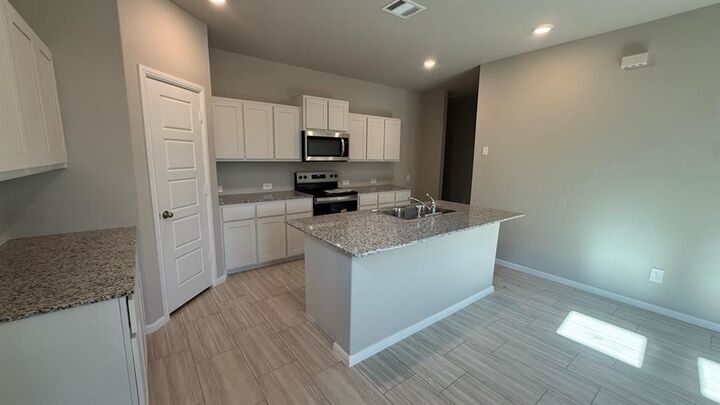 Property Photo: 3065 Pecan Farm Lane TX 76140