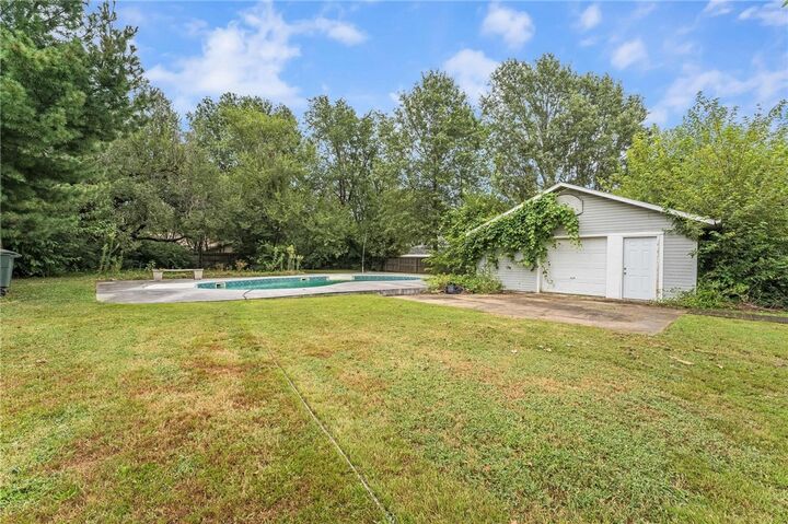 Property Photo: 3577 Hillview Court AR 72762
