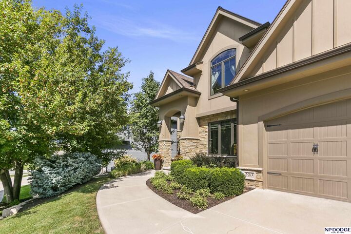 Property Photo: 3211 S 186 Street NE 68130