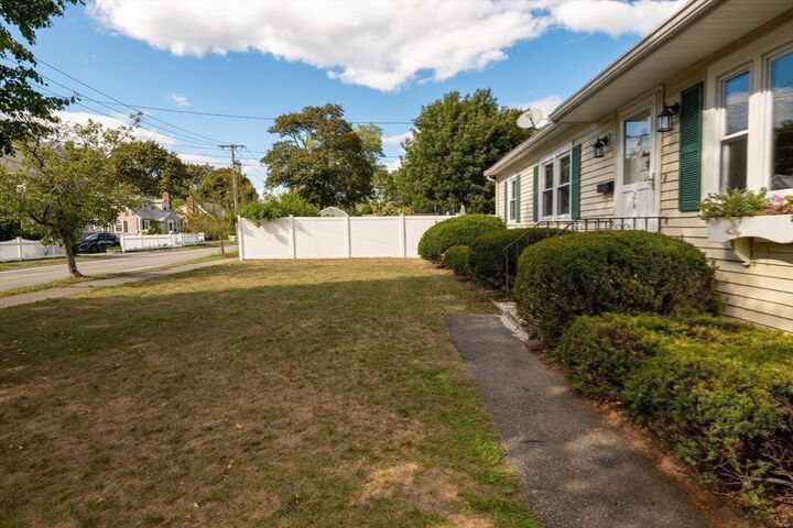 Property Photo:  26 Budleigh Ave  MA 01915 