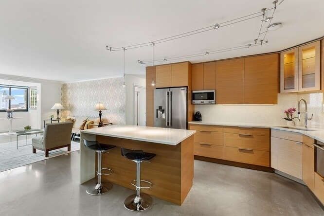 Property Photo:  8 Whittier 21E  MA 02114 