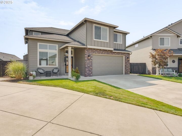 Property Photo: 10501 NE 109th Ct WA 98662