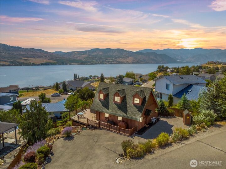 Property Photo: 114 Stormy Mountain Wy WA 98816