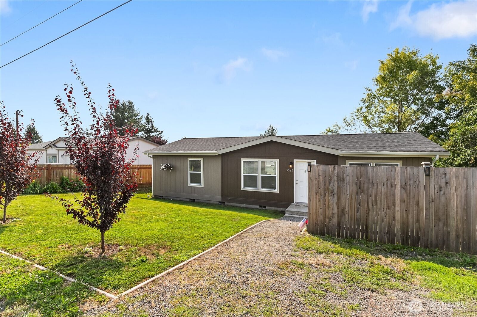 Property Photo: 5565 Hillvue Road WA 98230