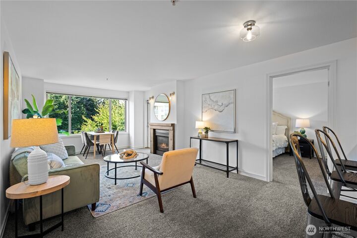 Property Photo:  3121 W Government Way 302  WA 98199