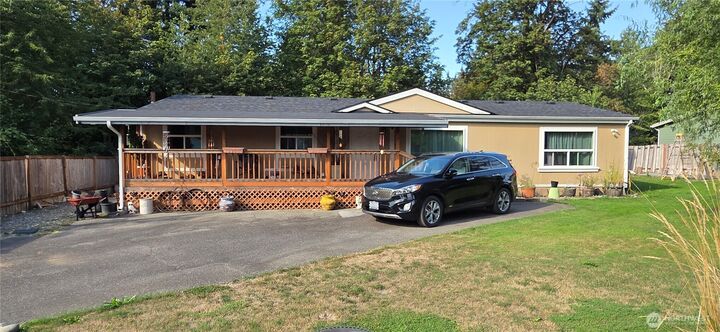 15809  80th Avenue E  Puyallup WA 98375 photo
