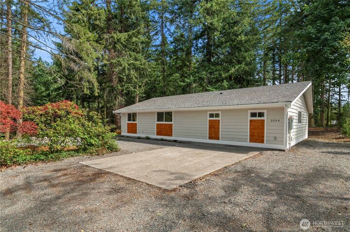 Property Photo: 3594 Appian Way WA 98277