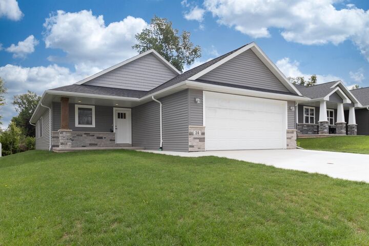 24 Ash Grove Place  Kaukauna WI 54130 photo