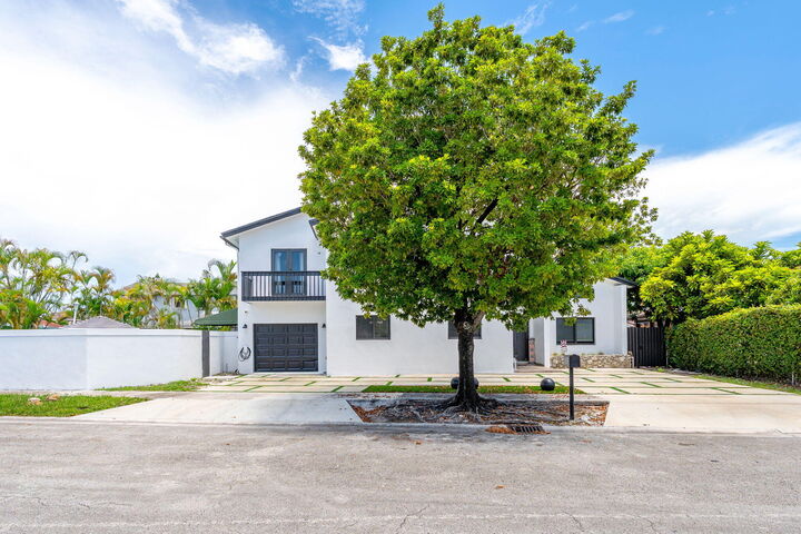 Property Photo: 5663 SW 130th Avenue FL 33183