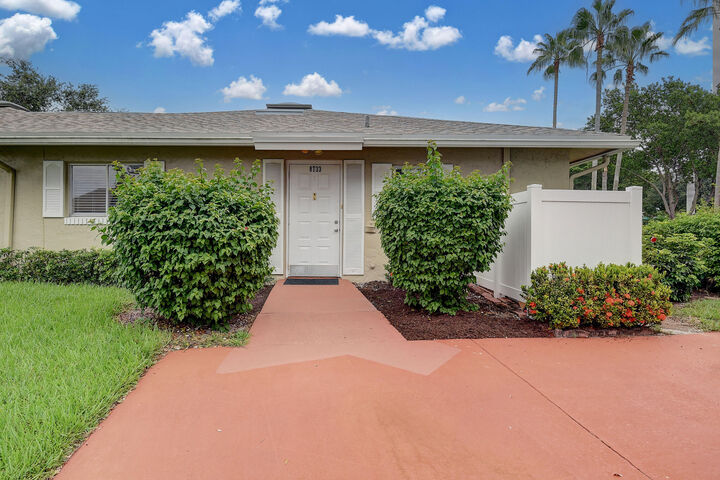 Property Photo:  8733 Windrow Way B  FL 33496 