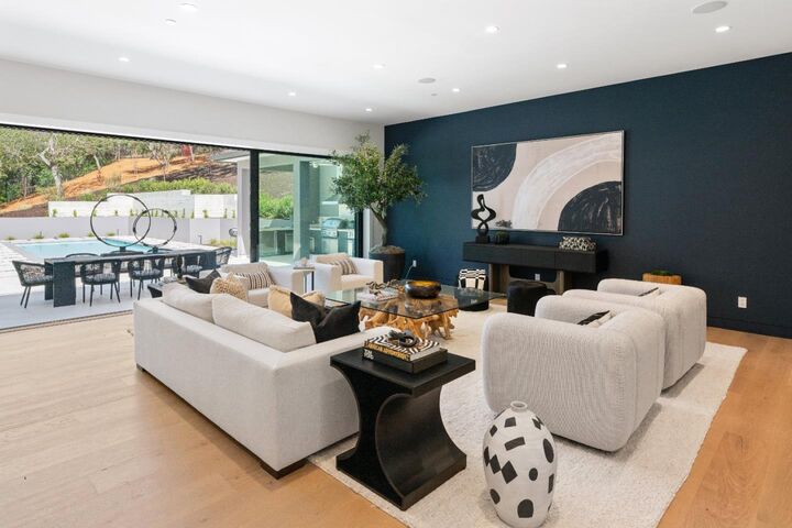 Property Photo:  89 Tallwood Court  CA 94027 