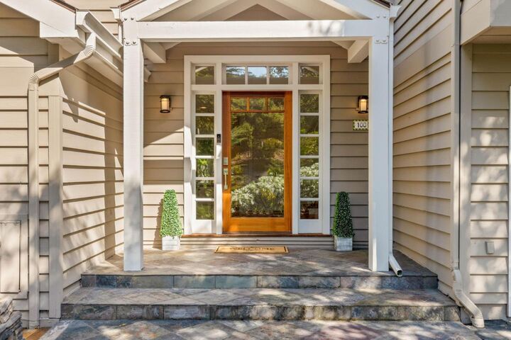 Property Photo: 100 Vaquero Way CA 94062
