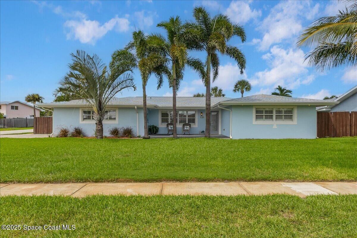 Property Photo:  348 Sherwood Avenue  FL 32937 