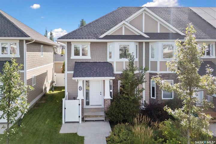 1423 Hunter Road  Saskatoon SK S7T 0T4 photo