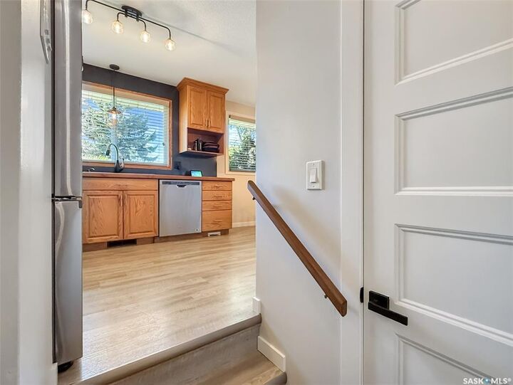 Property Photo:  80 Macdonald Crescent  SK S9H 1P4 