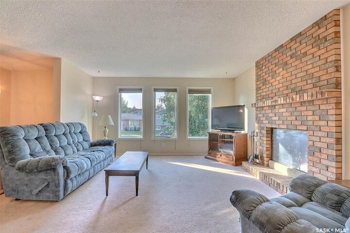 Property Photo:  3391 Bliss Crescent  SK S6V 7L1 