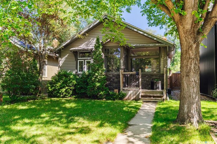 705 Albert Avenue  Saskatoon SK S7N 1G8 photo