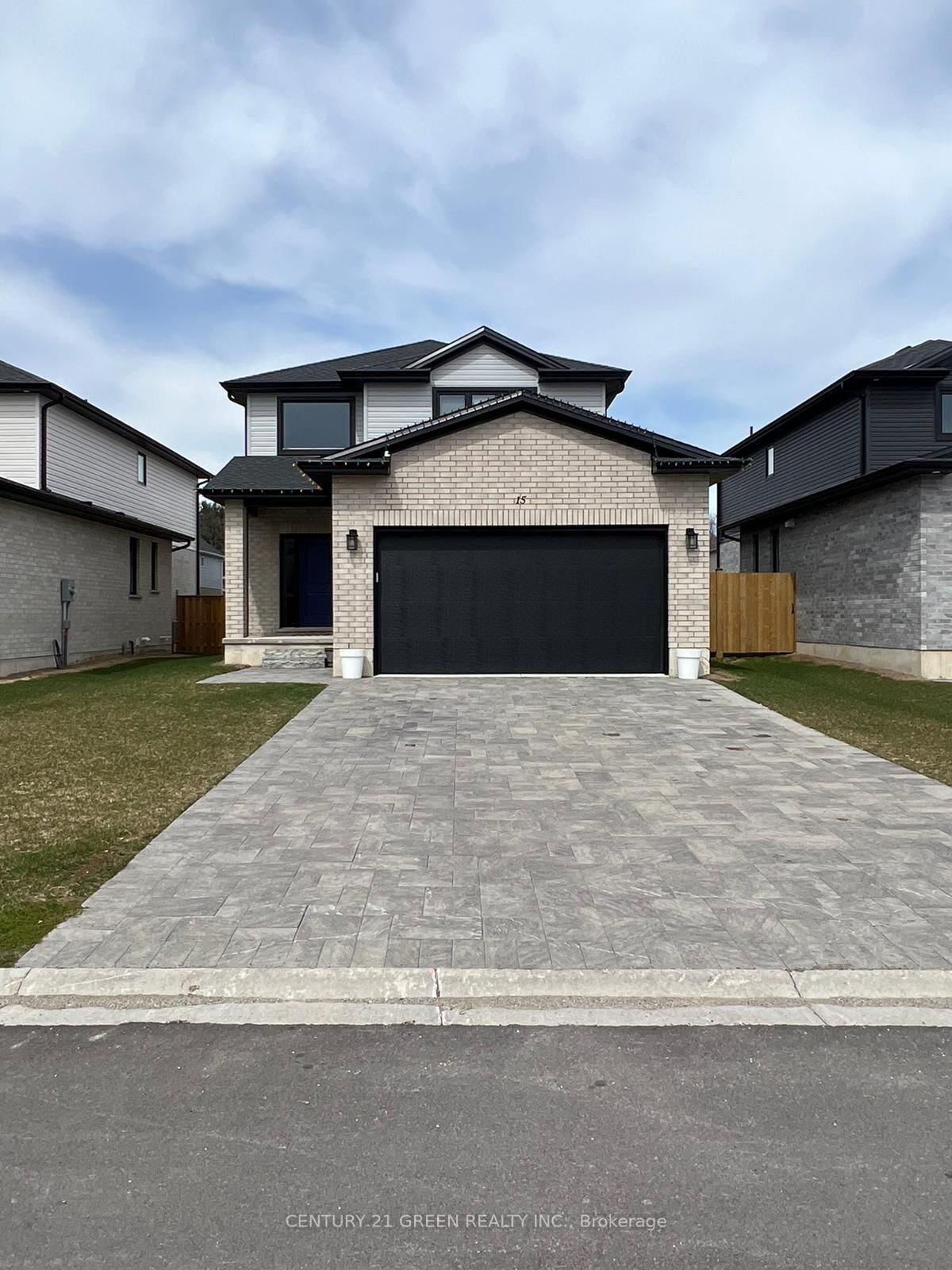 Property Photo:  15 McNeil Street  ON N0L 1W0 