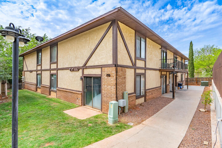 Property Photo:  695 N 500 W #4  UT 84770 