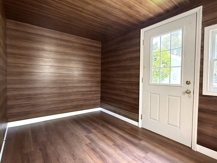 Property Photo:  808 S 11th St  SD 57401 