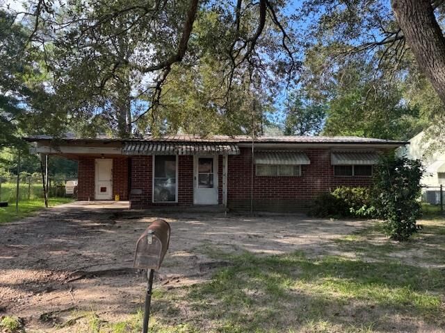 Property Photo:  630 Twelfth Ave  GA 31701 