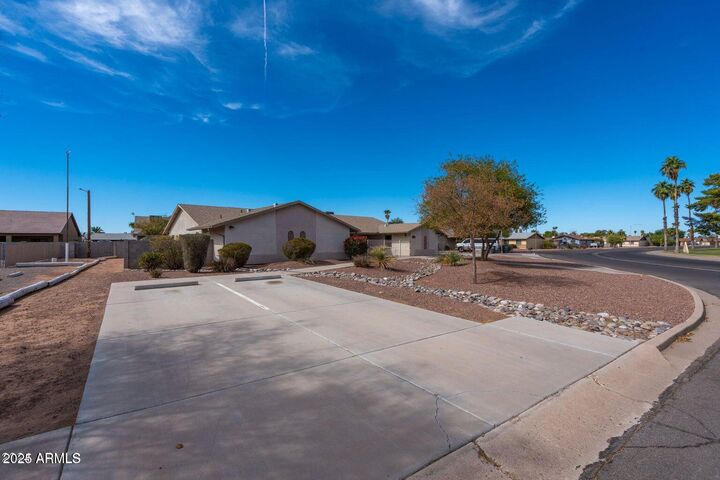 Property Photo: 1741 E Palm Parke Boulevard AZ 85122