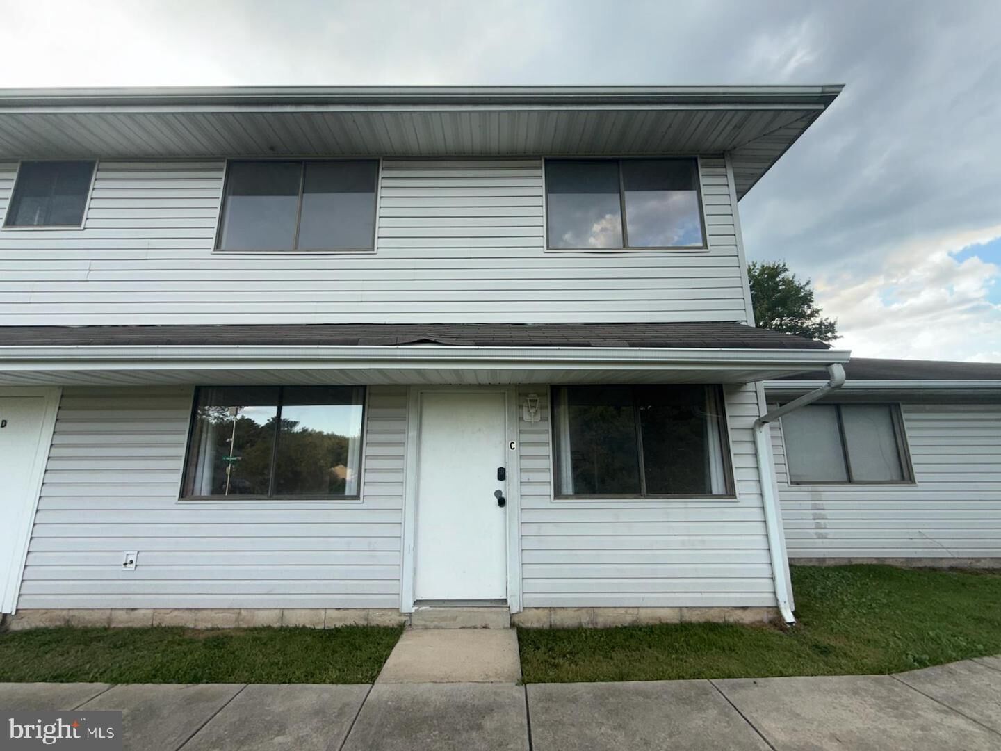 Property Photo: 1701 Fountain Rock Way C 1701-C MD 21040