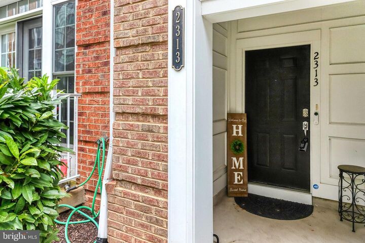 Property Photo:  2313 Brookmoor Lane  VA 22191 