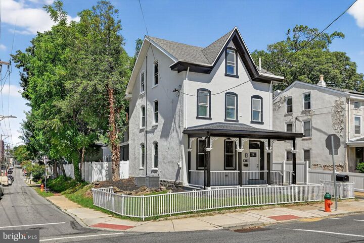 Property Photo: 452 Green Lane PA 19128