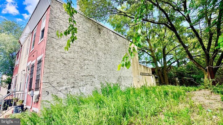 Property Photo: 608 Sycamore Street NJ 08103