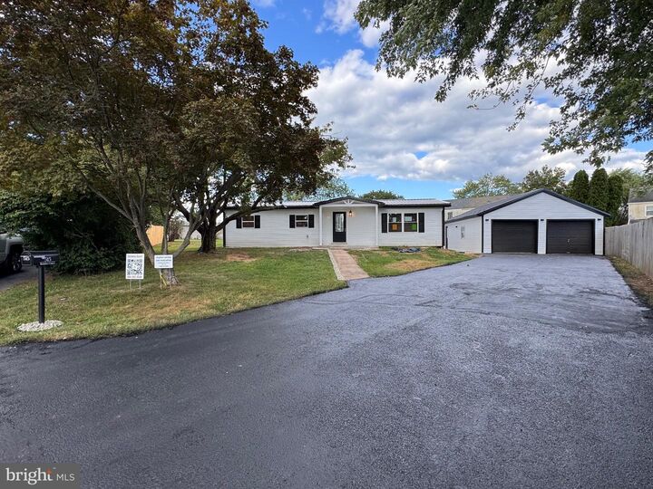 515 Buddies Court  Birdsboro PA 19508 photo