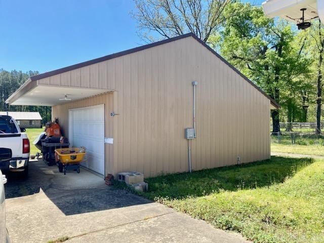Property Photo:  500 E Ingram Street  AR 71701 