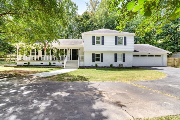 4501 Brookwood Road  Charlotte NC 28215 photo