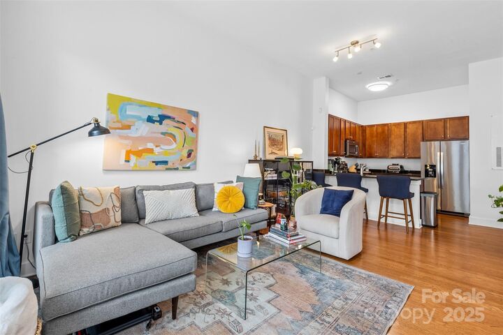 3247 Noda Boulevard  Charlotte NC 28205 photo