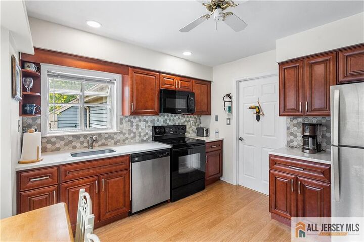 10 Glastonbury Drive C  Monroe NJ 08831 photo