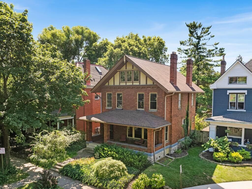 Property Photo:  383 W 6th Avenue  OH 43201